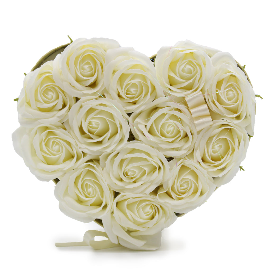 Caja de Regalo - Flor de Jabón 13 Rosas Crema - Corazón