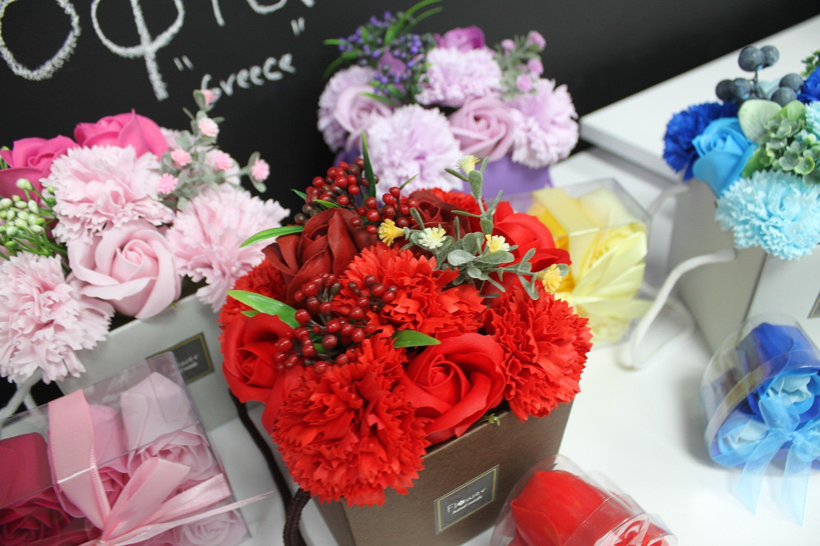 Set de 3 flores de Jabón caja corazón - Rosas azul